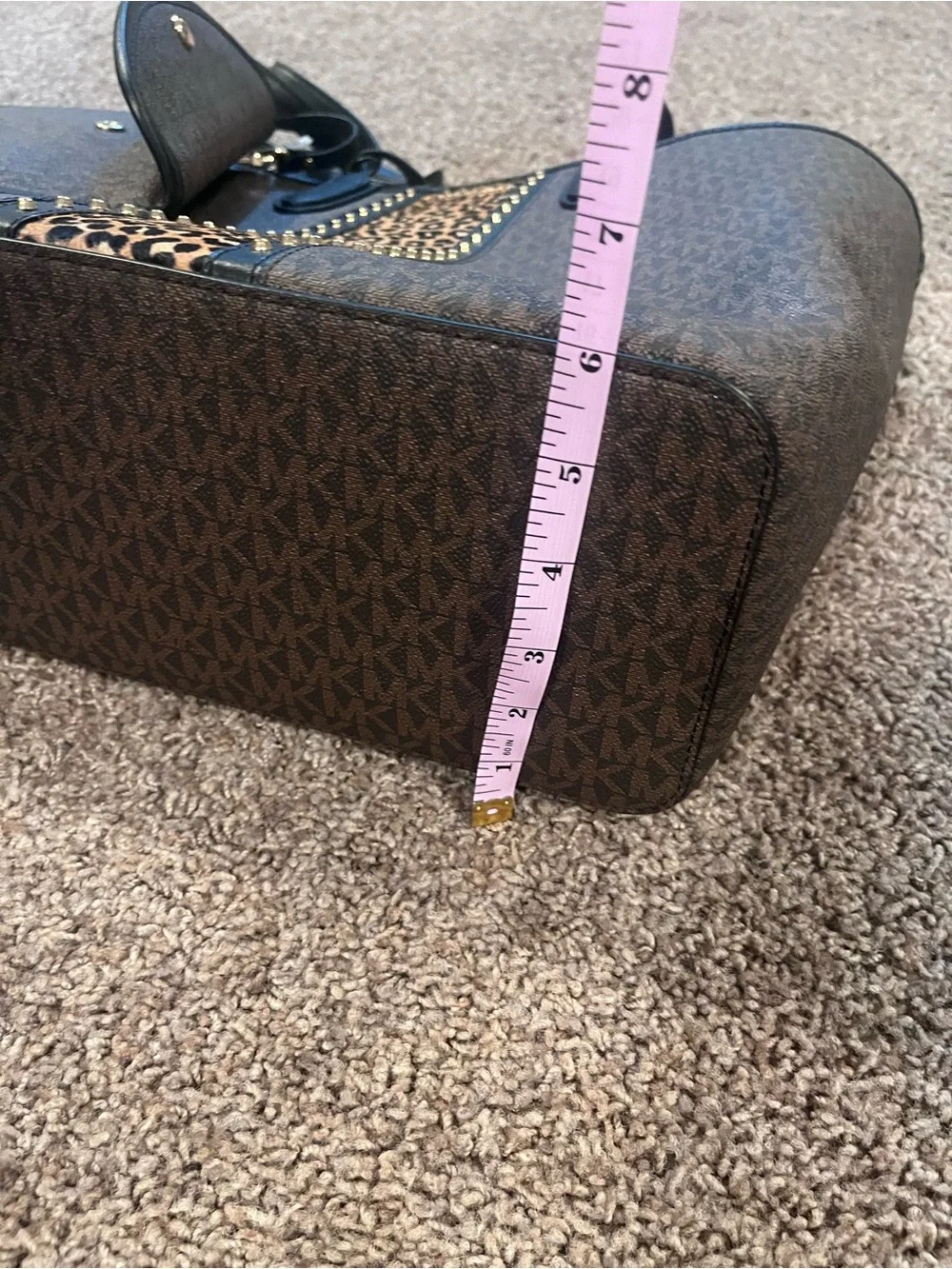 New Michael Kors Large Eliza Media Open Tote Leopard Studded Logo Charm Pouch